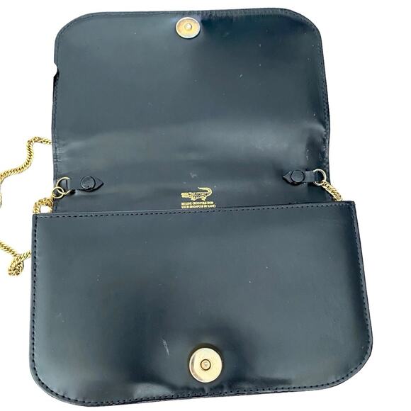 Vintage Crocodile Black Small Purse with Gold Tone Chain Singapore - Picture 6 of 7
